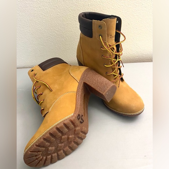 NWT authentic Timberland women’s boots gorgeous shoes genuine leather. - Picture 6 of 10